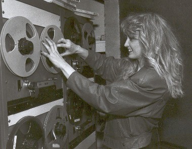 Ivory adjusting tape reel